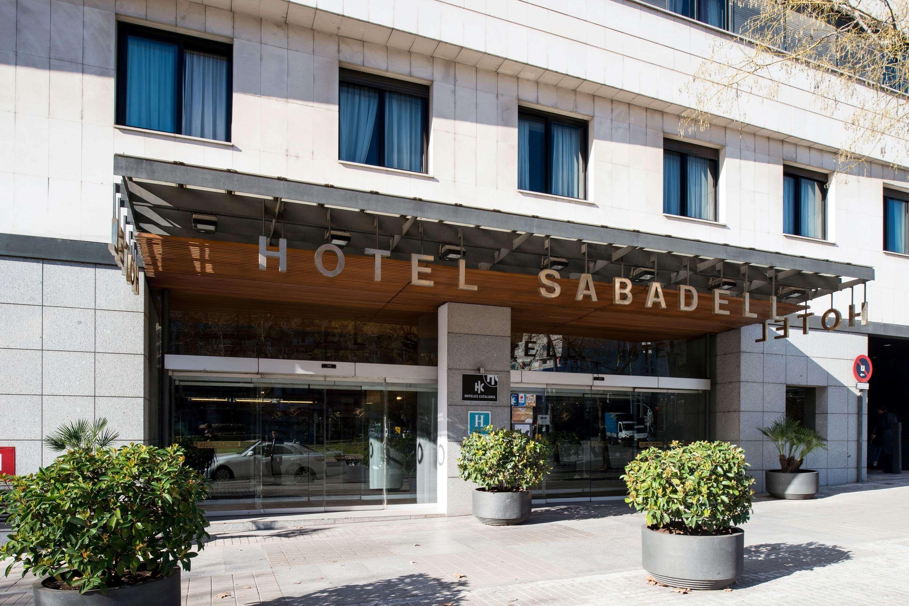 Готель Catalonia Сабадель Екстер'єр фото